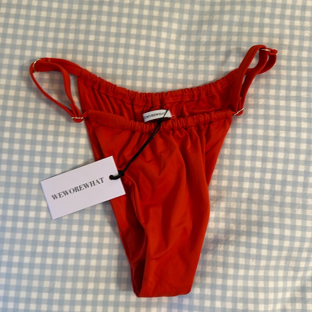 Bikini bottoms